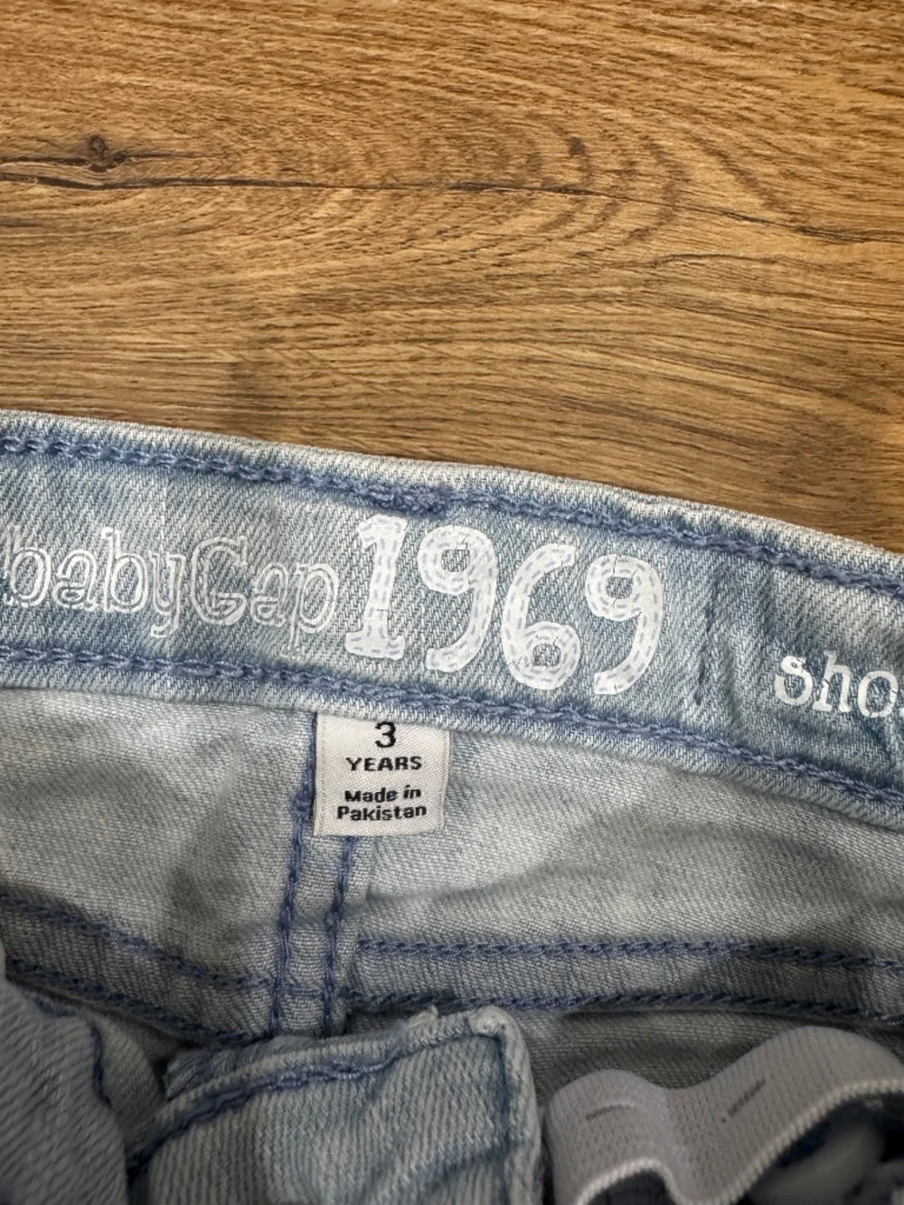 Baby Gap 1969 Girls 3Y Light Wash Denim Jean Shorts